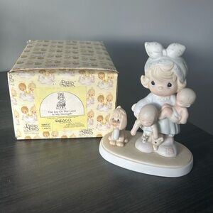 Precious moment with box 100137